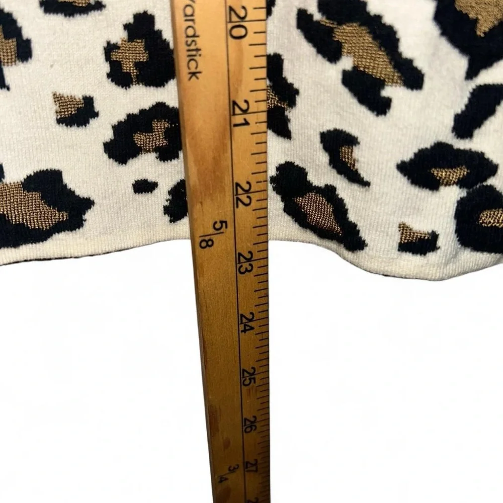 Anthropologie White and Brown Leopard Print Tee - Picture 4 of 7